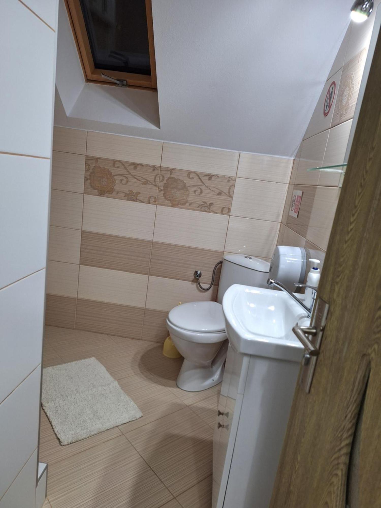 Vila Georgeta Zărneşti Exteriör bild